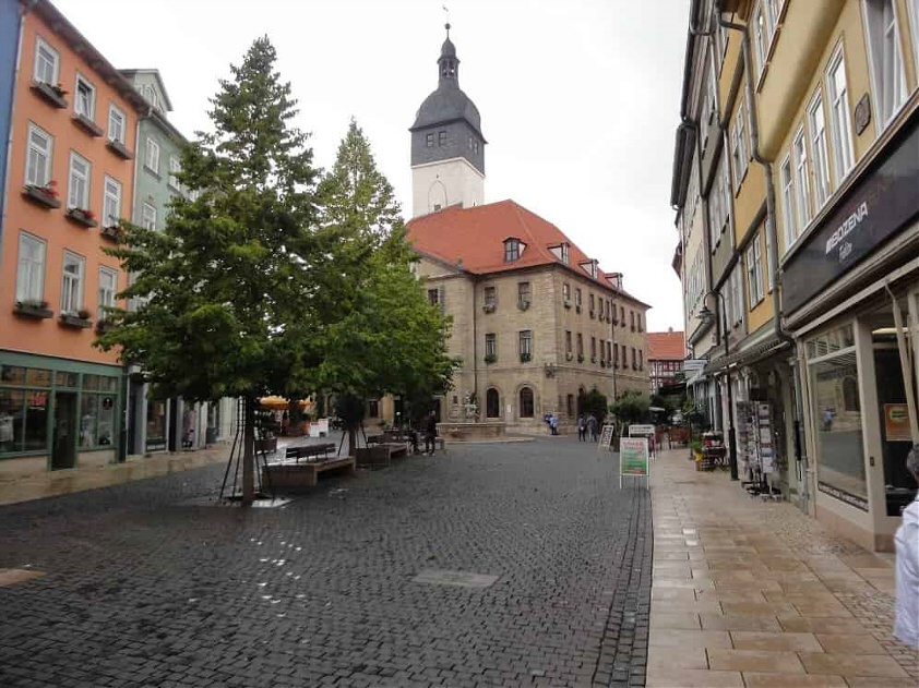 <img src="bad langensalza.jpg" alt="stadhuis" />